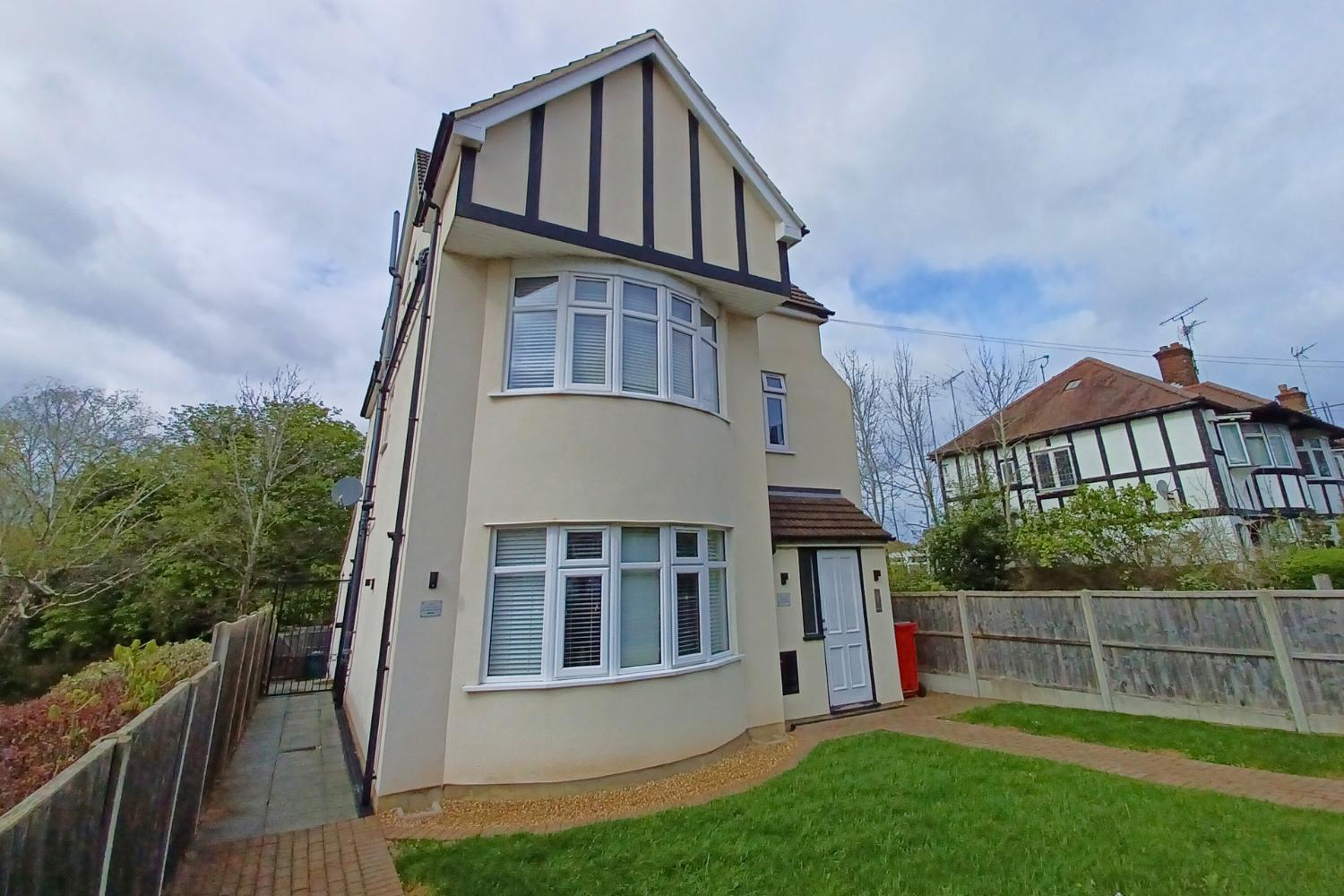 West By Viridian * Finchley